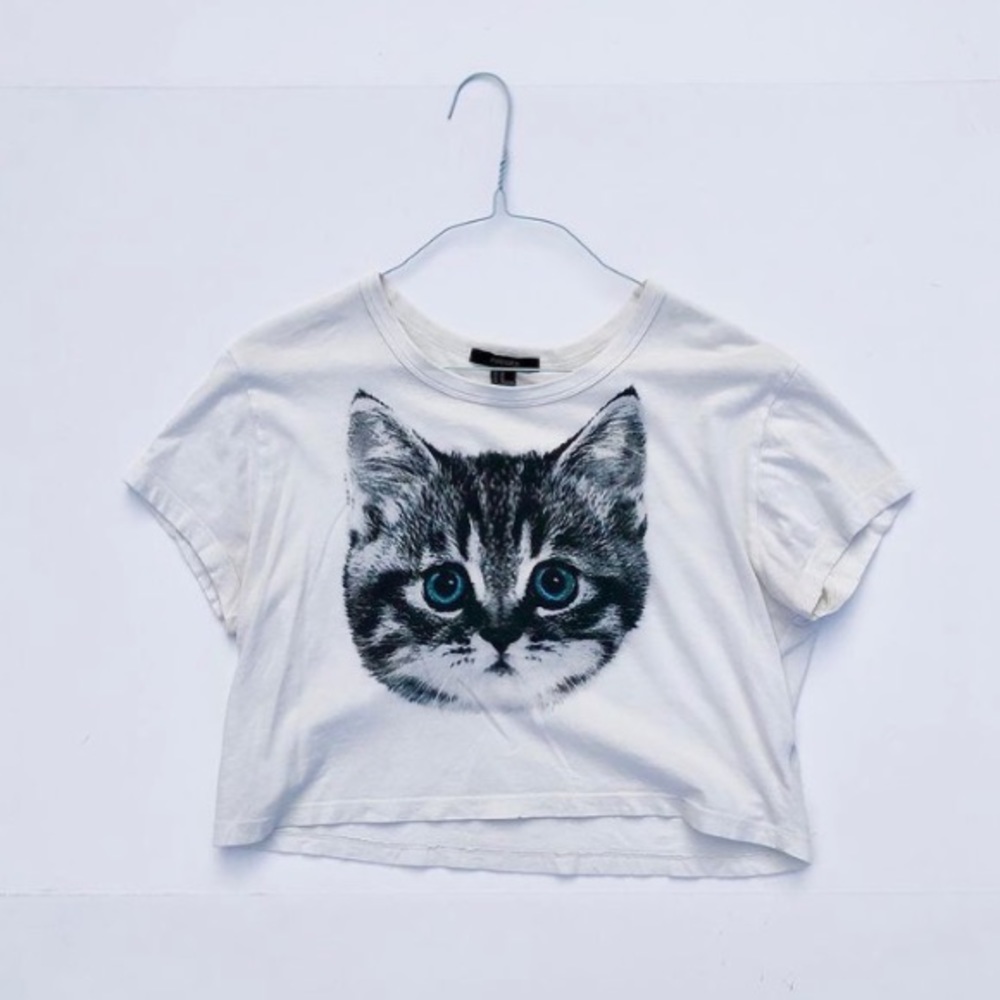 Forever 21 White Cat Graphic Crop Top, M